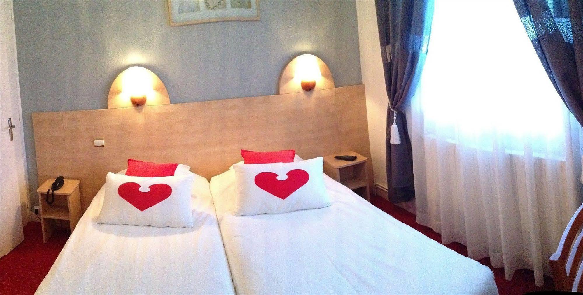 Hôtel De Paris Barneville-Carteret Buitenkant foto